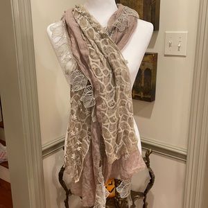 NWT Scarf